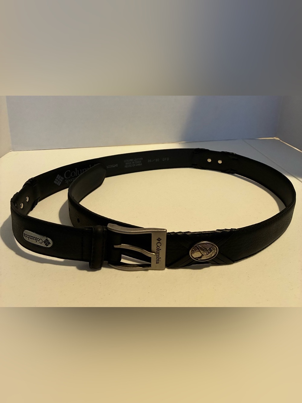 Columbia Sportswear Mens Black Leather Belt, Flying Duck Metal Logos Size 36 NEW